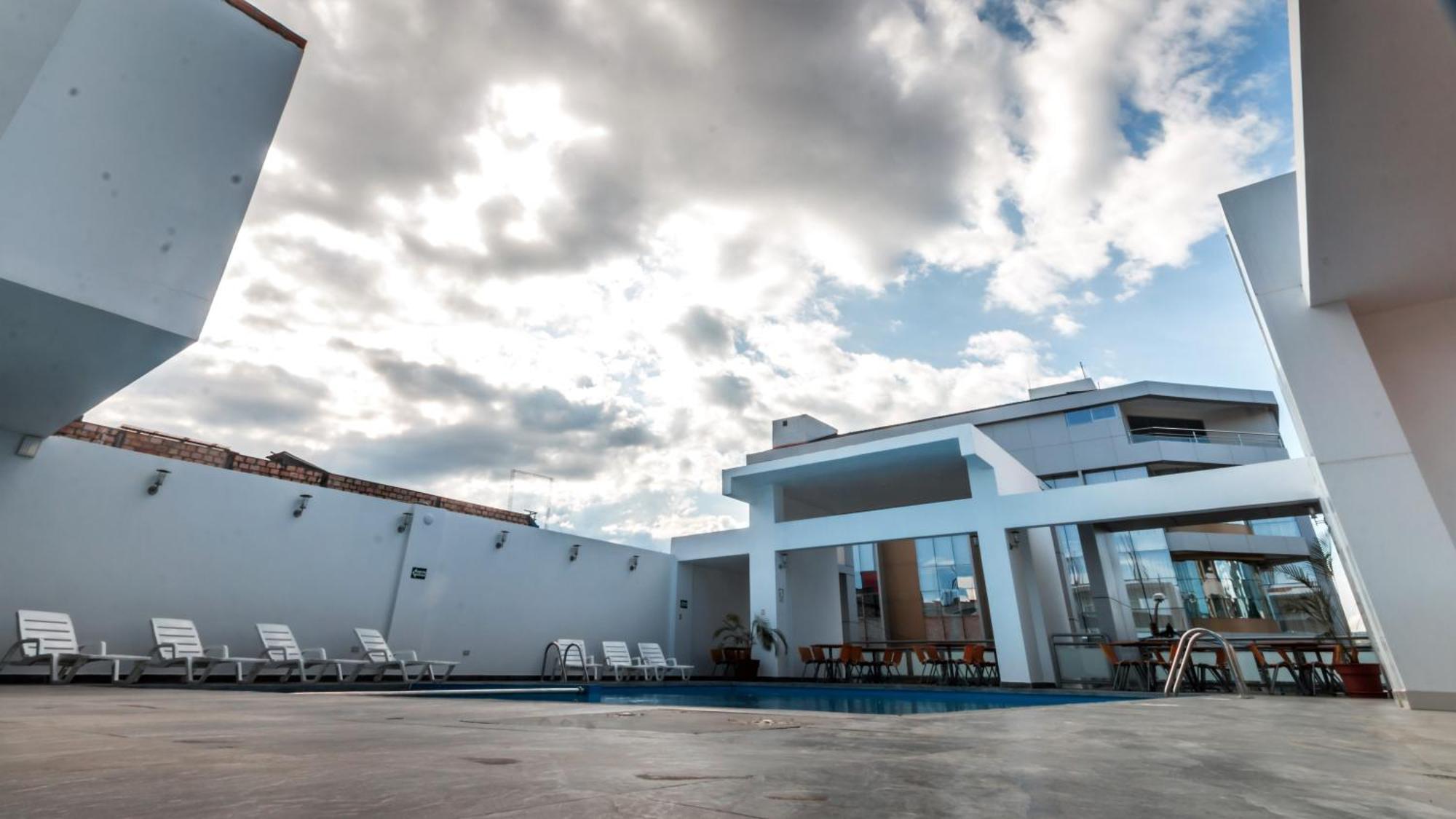 Cumbaza Hotel & Convenciones Tarapoto Eksteriør bilde